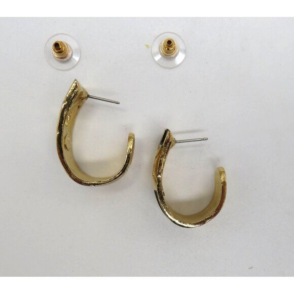 Vintage Trifari Earrings Gold Tone Black Enamel Pierced Stud Hoop Textured - Picture 5 of 10